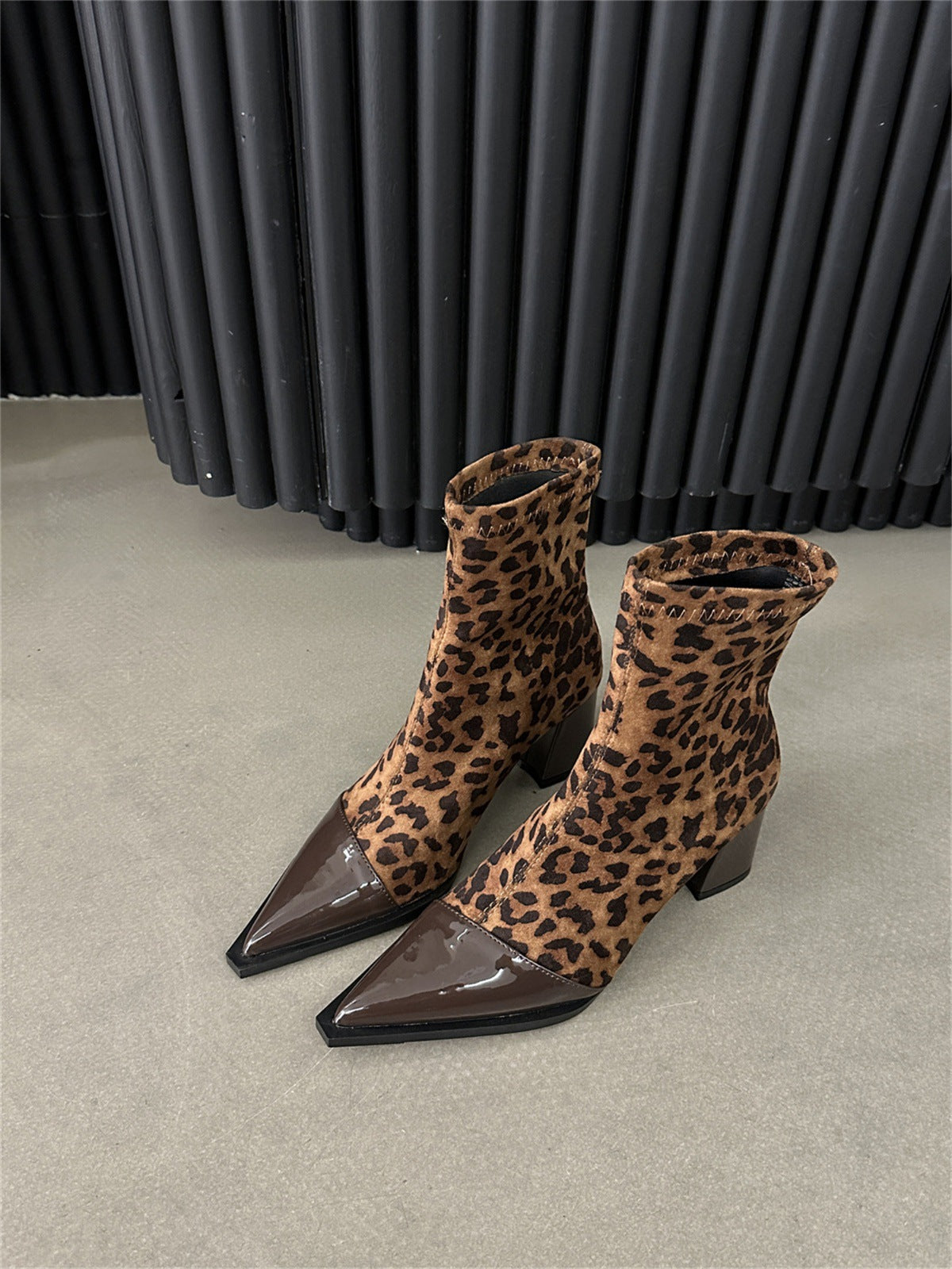 American Pointed High-Heeled Short Boots - KALONBD.COM