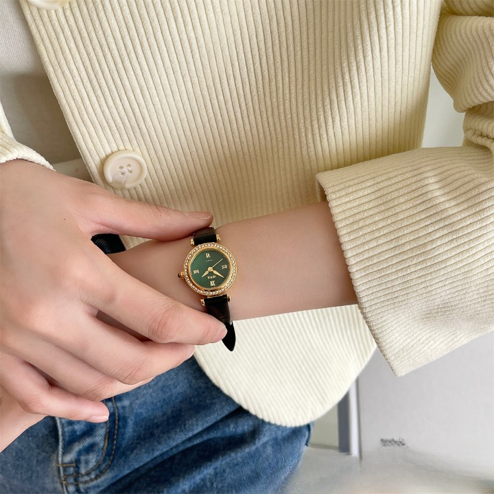 KalonBd Diamond studded round dial - KALONBD.COM