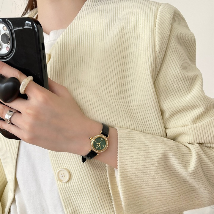 KalonBd Diamond studded round dial - KALONBD.COM