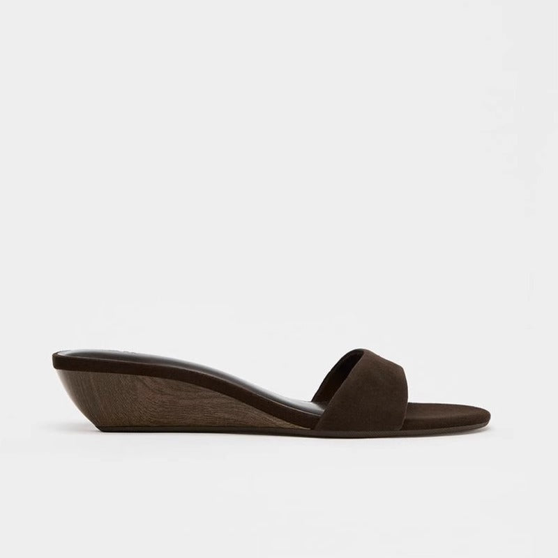 KalonBd French suede flip flops