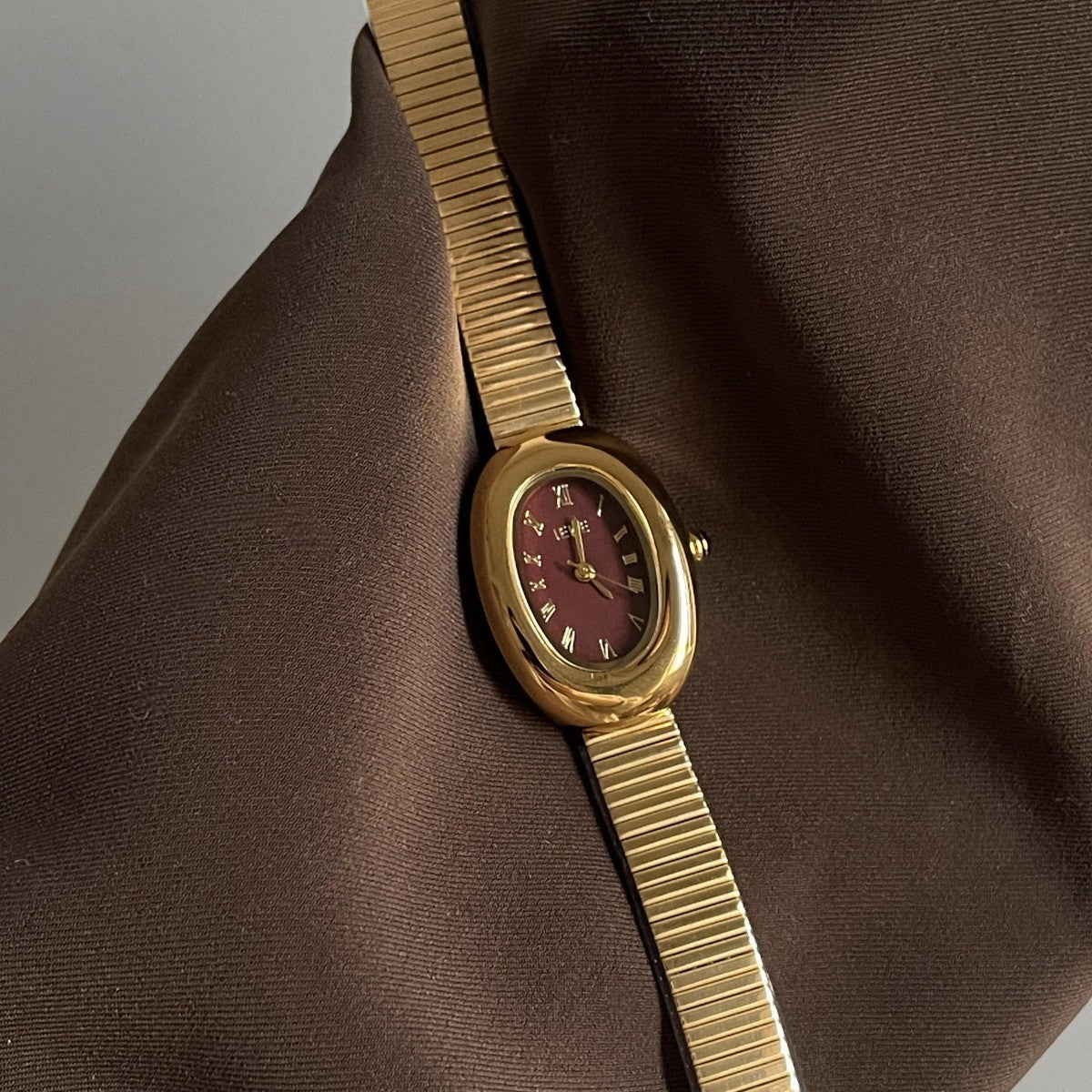 Kalonbd Exquisite Steel Belt Gold Watch - KALONBD.COM