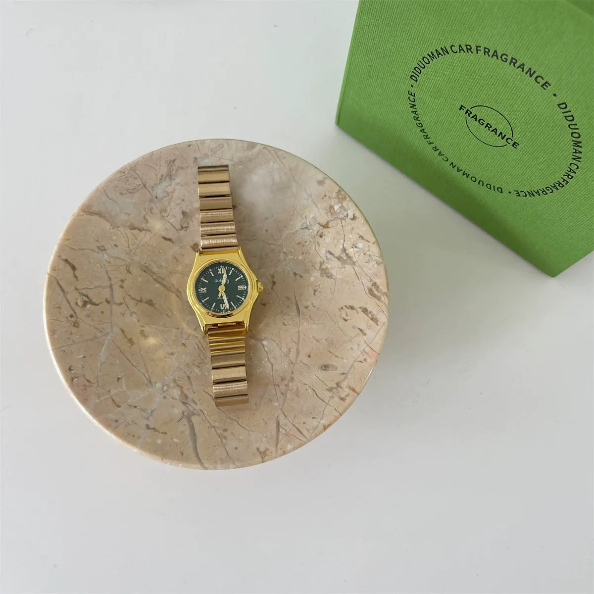 Kalonbd foreign trade fashion quartz watch-Gold(Pre-book)