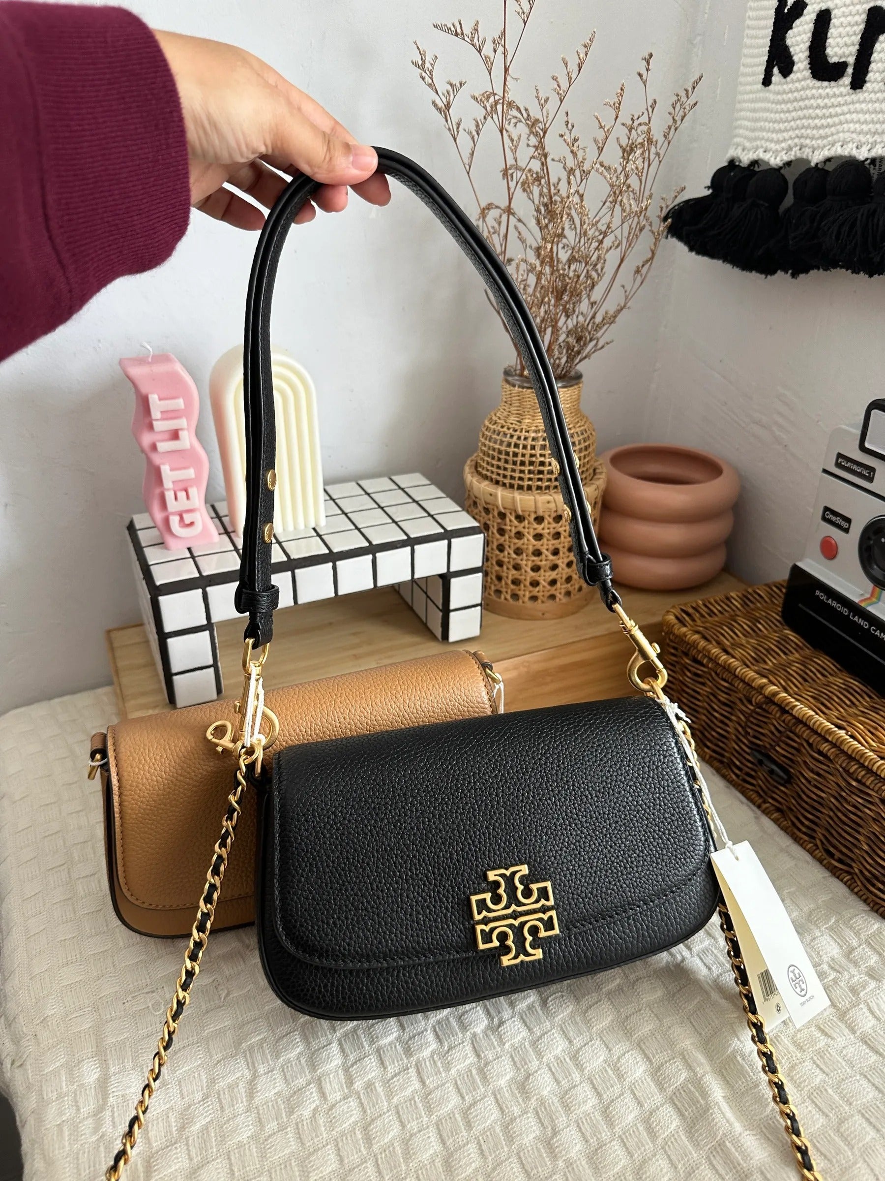 Kalonbd Tortyburch curved underarm bag(Pre-book) - KALONBD.COM