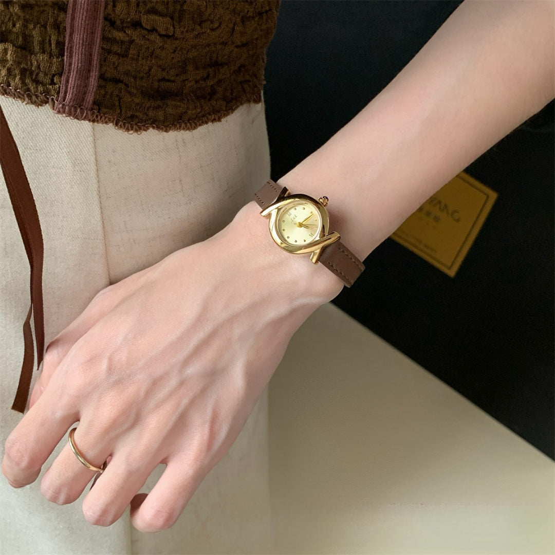 Kalonbd Luxurious Retro Style watch(Pre-book)