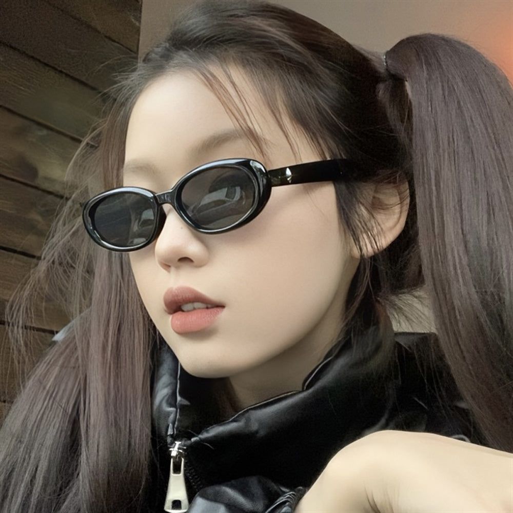 retro highend women sunglass Black - KALONBD.COM