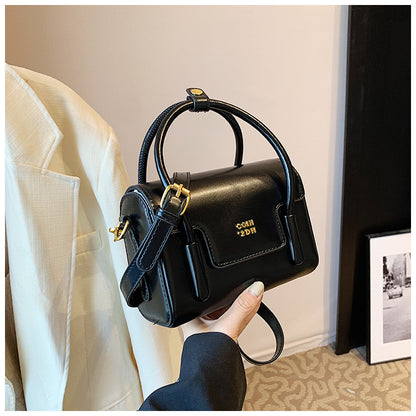 Elegant black Square Bag