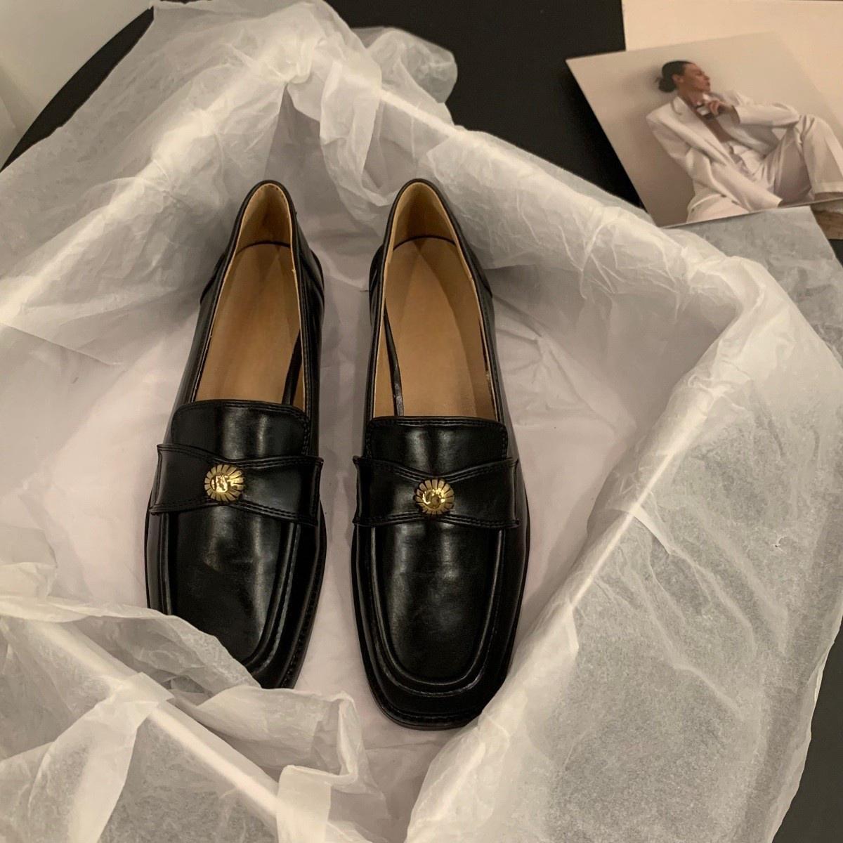 2024 new Chanel style loafers