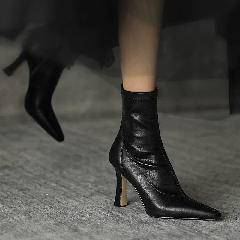 KalonBd pointed celebrity skinny boots- Black(pre-book)