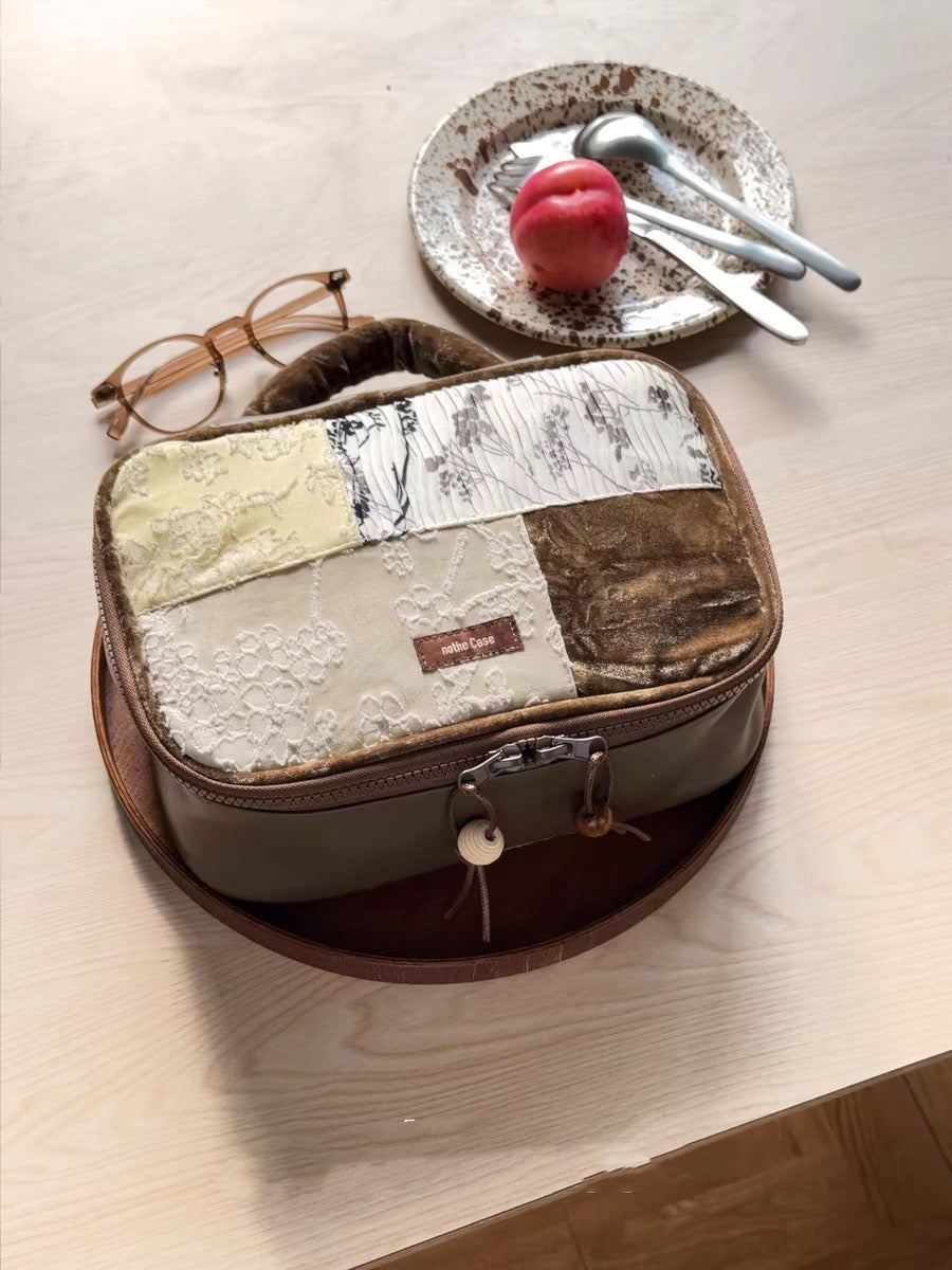 Kalonbd Colorblock Cosmetic Bag (pre-book)