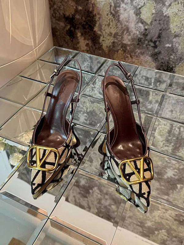 French-style Closed-Toe V-Buck Heels(Pre-book) - KALONBD.COM