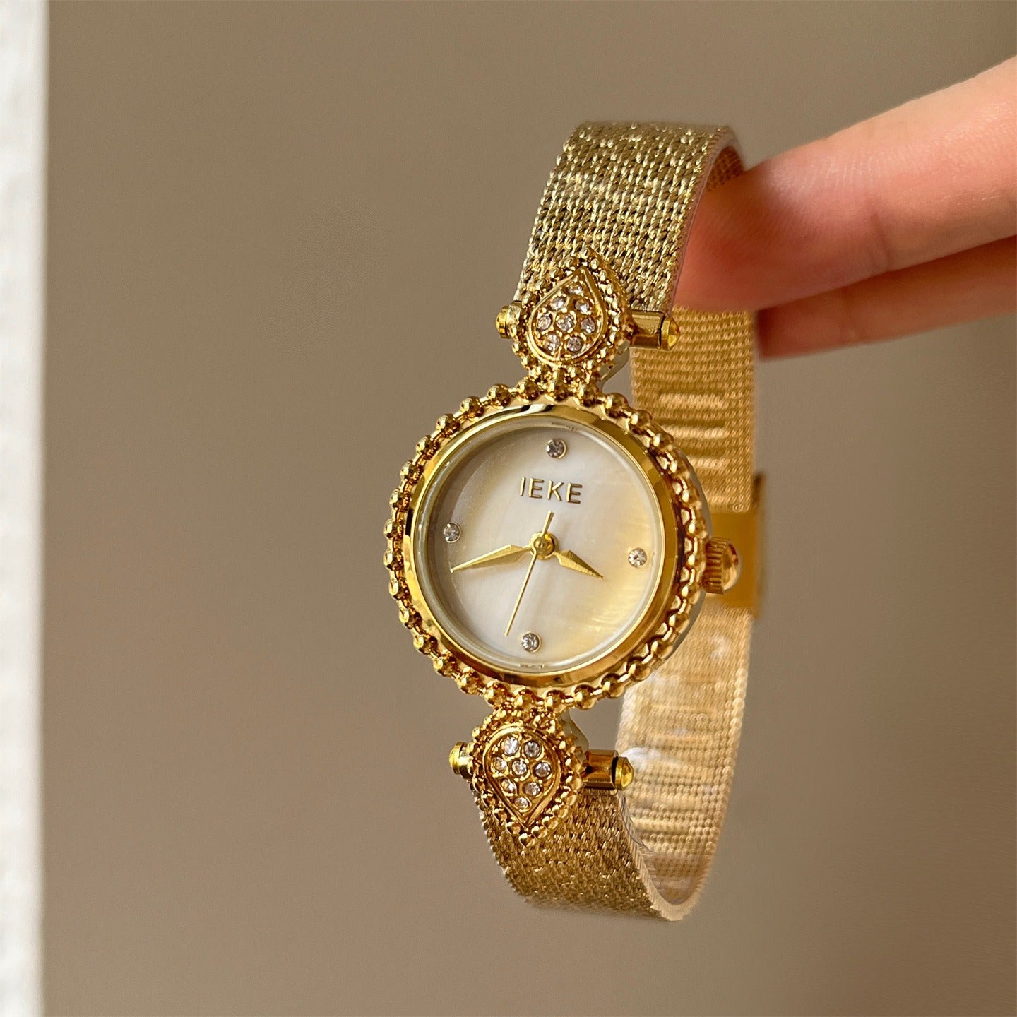 Kalonbd Pearl Diamond Women's Watch(pre-book)