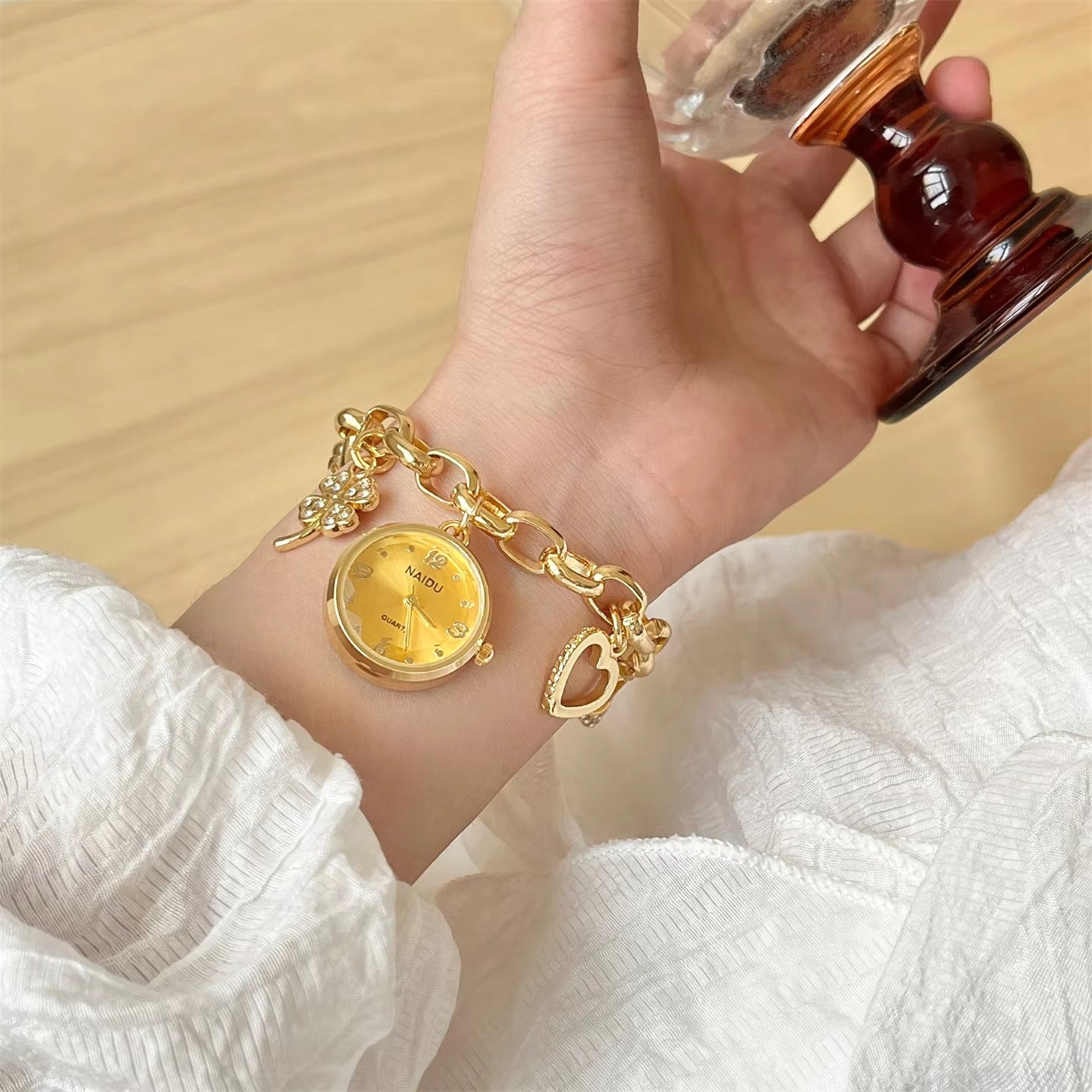 Kalonbd Heart-Shaped Pendant Bracelet Watch(Pre-book)