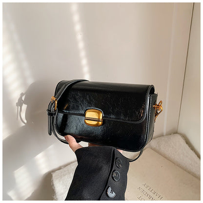 s25 black shoulder bag