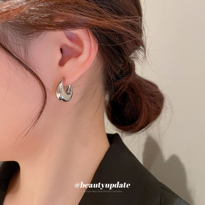 simple Geometric shaped earring