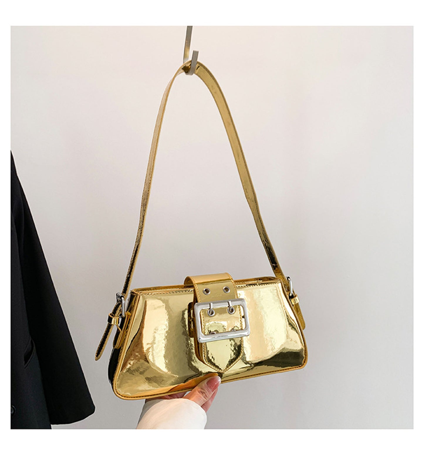 underarm golden bag 2024